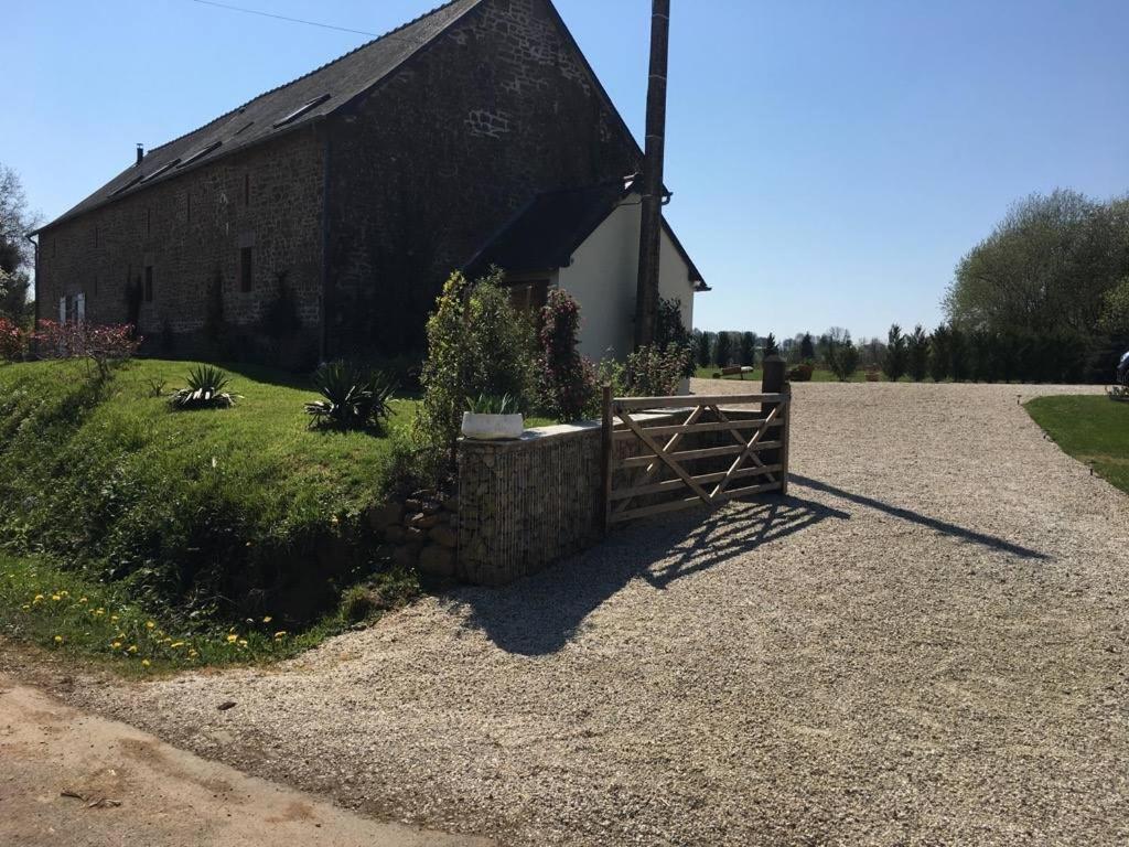 Chantella Saint-Mars-sur-la-Futaie Екстериор снимка